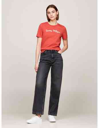 Tommy Hilfiger - REG SCRIPT C-NK SS Tbilisi