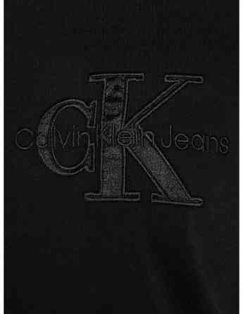 CALVIN KLEIN - SATIN APPLIQUE REGULAR TEE Tbilisi
