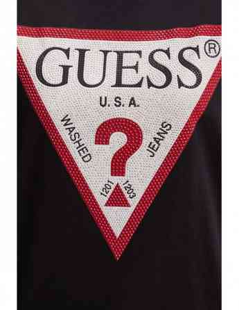 GUESS - SS CN SHINY TRIANGLE TEE Tbilisi
