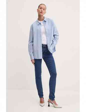 GUESS - GJ SS CN SLIM LOGO PRINT TEE Tbilisi