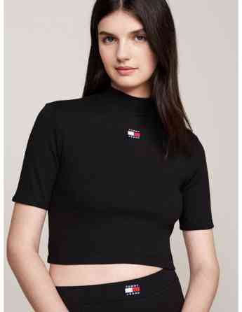Tommy Jeans - TJW BADGE MOCK NECK TOP SS Tbilisi