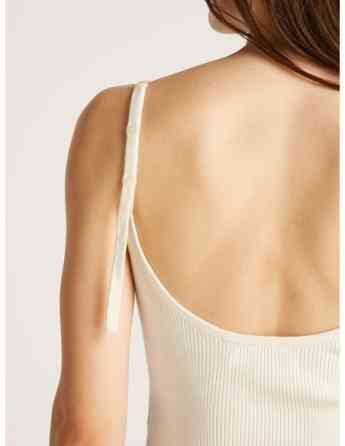 CALVIN KLEIN - BUTTON DETAIL SWEATER TANK თბილისი