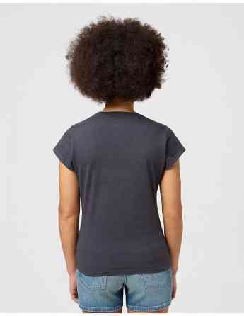 Wrangler - SHRUNKEN BAND TEE Tbilisi