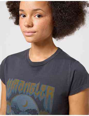 Wrangler - SHRUNKEN BAND TEE Tbilisi