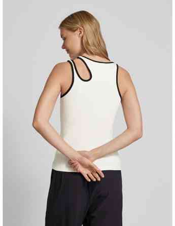 SELECTED FEMME - SLFAGNA SL CUTOUT TOP Tbilisi