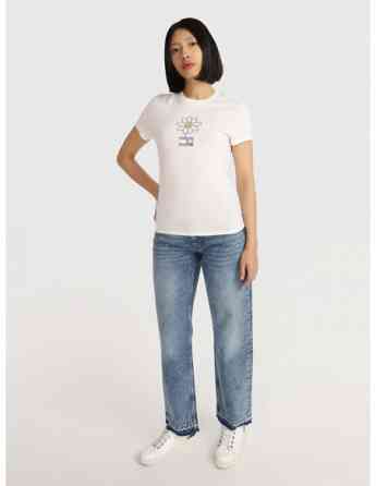 Tommy Jeans - TJW SLIM FLWR PWR 2 TEE Tbilisi