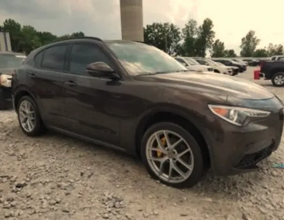 Alfa Romeo Stelvio თბილისი