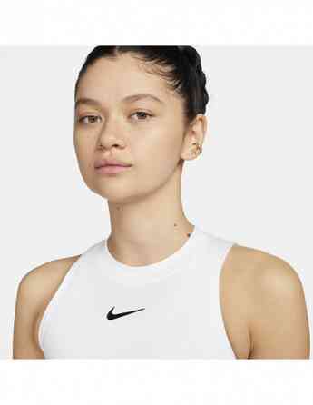 NIKE - W NKCT DF ADVTG TANK Tbilisi