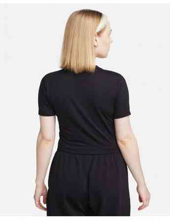 NIKE - W NSW ESSNTL SLM CRP Tbilisi