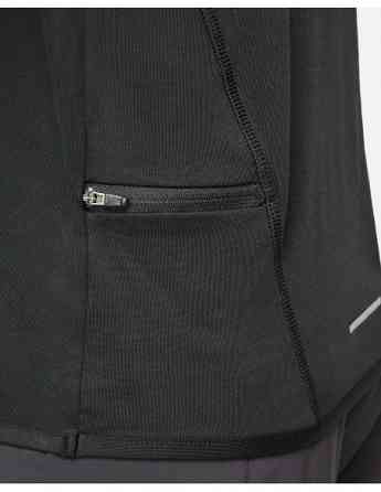 NIKE - W NK SWIFT ELMNT DF UV CRW TOP Tbilisi