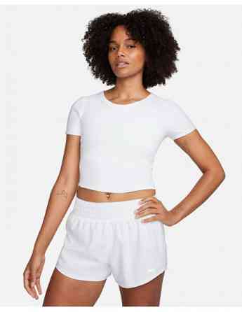 NIKE - W NK ONE FITTED DF SS TOP Tbilisi