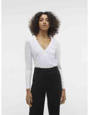 Vero Moda - VMHANNA BIANCA LS V-NECK TOP JRS POP2 Tbilisi
