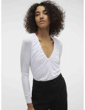 Vero Moda - VMHANNA BIANCA LS V-NECK TOP JRS POP2 Tbilisi