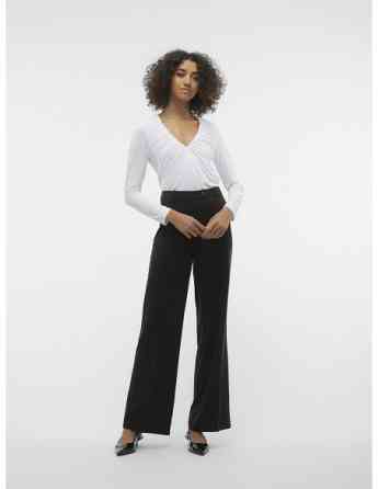 Vero Moda - VMHANNA BIANCA LS V-NECK TOP JRS POP2 Tbilisi