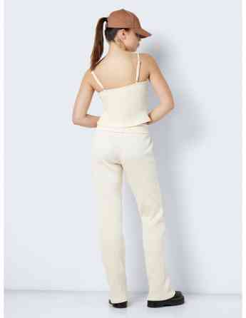 Noisy May - NMGILL S/L V-NECK RIB TOP JRS Tbilisi