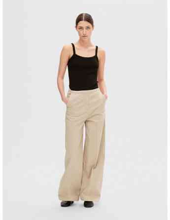 SELECTED FEMME - SLFCELICA ANNA STRAP TANK TOP NOOS Tbilisi