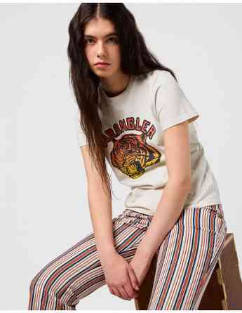 Wrangler - REGULAR TEE Tbilisi