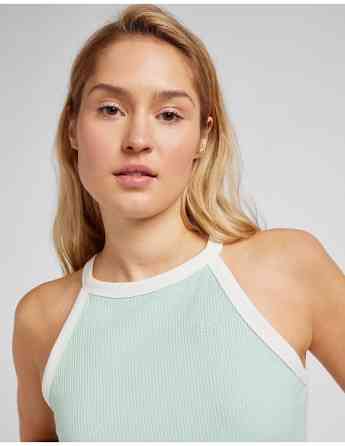 Lee - CROPPED HALTER TOP Tbilisi