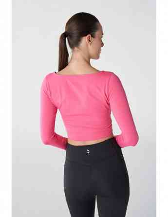 HUMMEL - OLIVIA CROP TOP Tbilisi