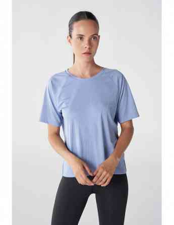 HUMMEL - LARA SHORT SLEEVE T-SHIRT Tbilisi