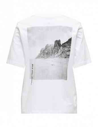 ONLY - ONLLILI BOXY S/S PHOTO TOP BOX CC JRS Tbilisi