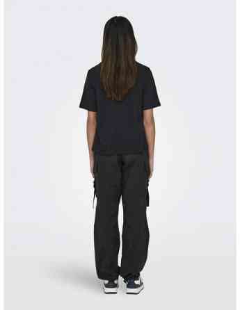 ONLY - ONLLILI BOXY S/S PHOTO TOP BOX CC JRS Tbilisi