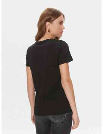 GUESS თბილისი