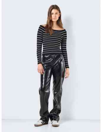 Noisy May - NMJAZ LS OFFSHOULDER KNIT TOP FWD LAB 2 Tbilisi