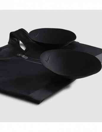 NIKE - W NK DF SWSH ZIP FRONT BRA Tbilisi