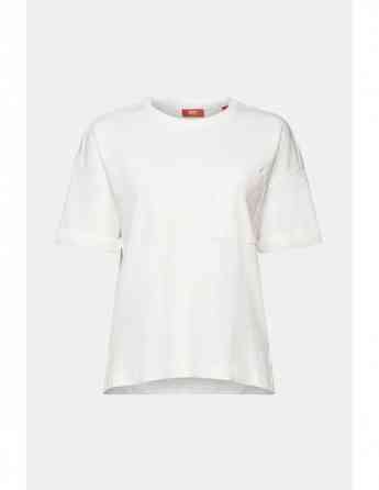 ESPRIT - Oversized t-shirt with a patch pocket Tbilisi