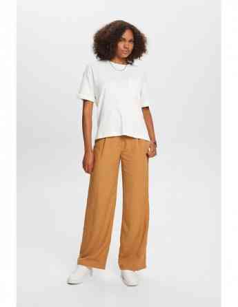 ESPRIT - Oversized t-shirt with a patch pocket Tbilisi
