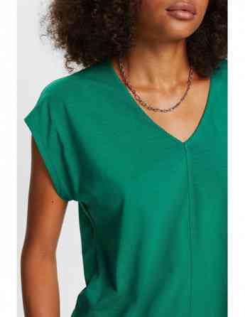 ESPRIT - V-neck T-shirt with decorative stitch, 100% cotton Tbilisi