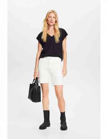 ESPRIT - V-neck T-shirt with decorative stitch, 100% cotton Tbilisi