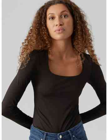 Vero Moda - VMBIANCA LS SQUARE NECK TOP JRS Tbilisi