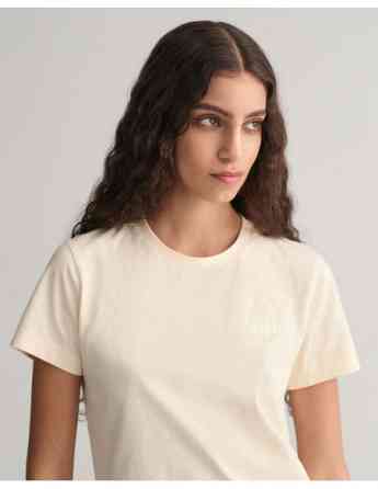 Gant - Tonal Archive Shield T-Shirt Tbilisi