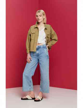 ESPRIT - V-necked tank top style vest თბილისი