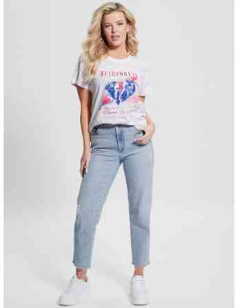 GUESS თბილისი