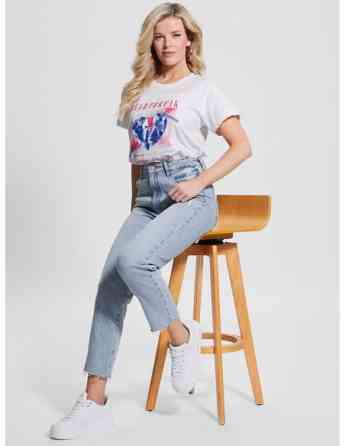 GUESS თბილისი