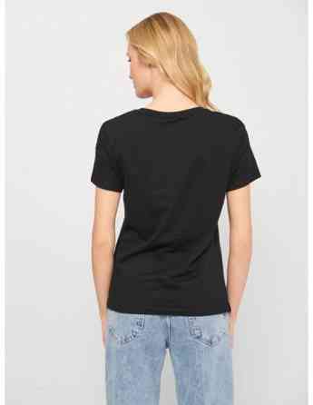 GUESS თბილისი