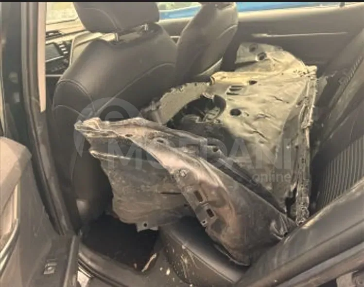 Toyota Camry 2.5L 2018 Тбилиси - изображение 6