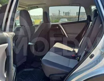 Toyota RAV4 2.5L 2015 Тбилиси - изображение 8