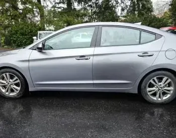 Hyundai Elantra 2018 თბილისი