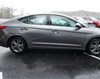 Hyundai Elantra 2018 თბილისი