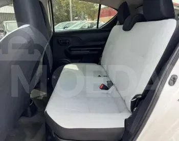 Toyota Prius C 1.5L 2015 Тбилиси - изображение 3