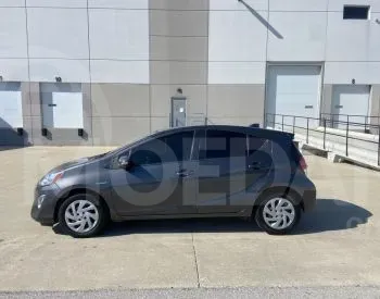 Toyota Prius C 2015 თბილისი - photo 3