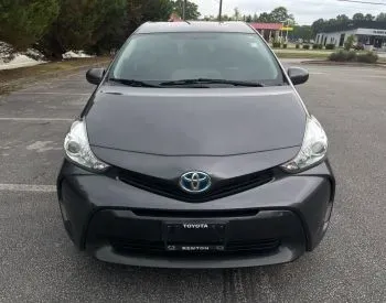 Toyota Prius V 2017 თბილისი