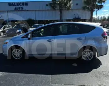 Toyota Prius V 1.8L 2016 Тбилиси - изображение 4