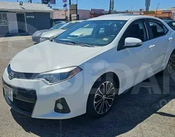 Toyota Corolla 1.8L 2015 Тбилиси - изображение 1
