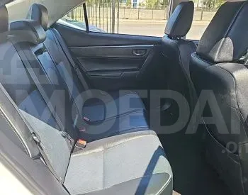 Toyota Corolla 1.8L 2015 Тбилиси - изображение 6