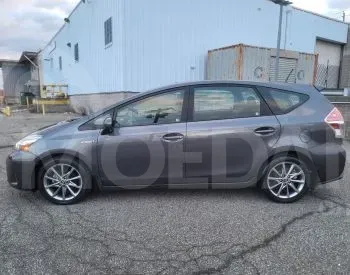 Toyota Prius V 1.8L 2017 Тбилиси - изображение 3